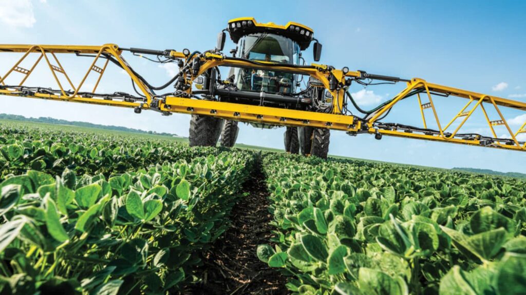 STS12 SelfPropelled Sprayer Hagie Manufacturing